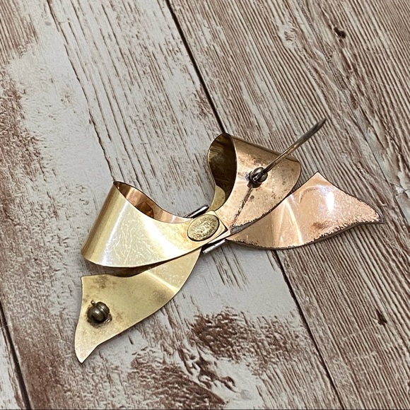 Vintage TAYLORD 12K Gold Filled 2-tone Bow Ribbon Brooch - Picture 6 of 12